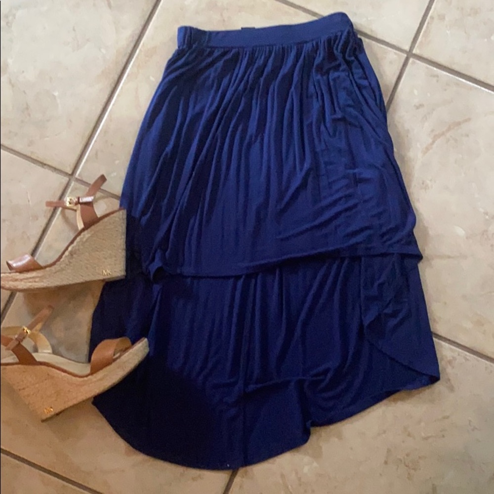 Hi-low skirt